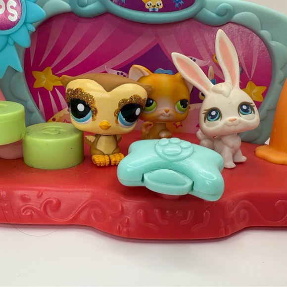 Littlest Pet Shop Circus Playset 🎪 w 3 Pets (Owl, Cat & Bunny - Picture 3 of 7